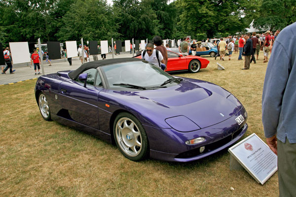 94-2b 10-07-02_0378b 1999 De Tomaso Guara Spyder.jpg